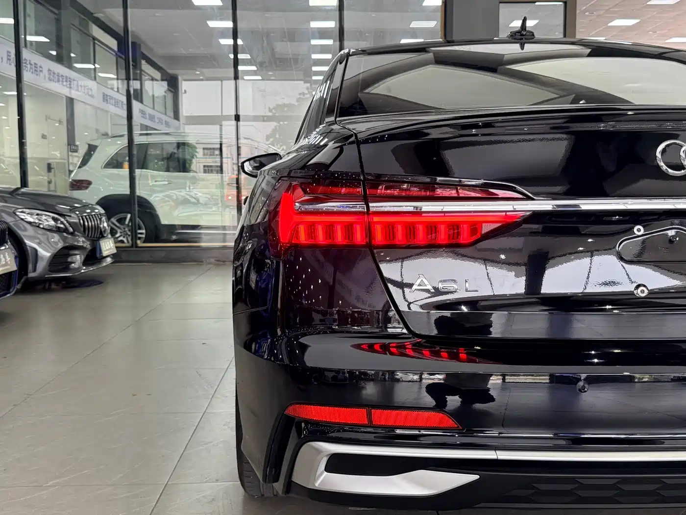 Audi A6L 2021 45 TFSI Exclusive Sport фото 13