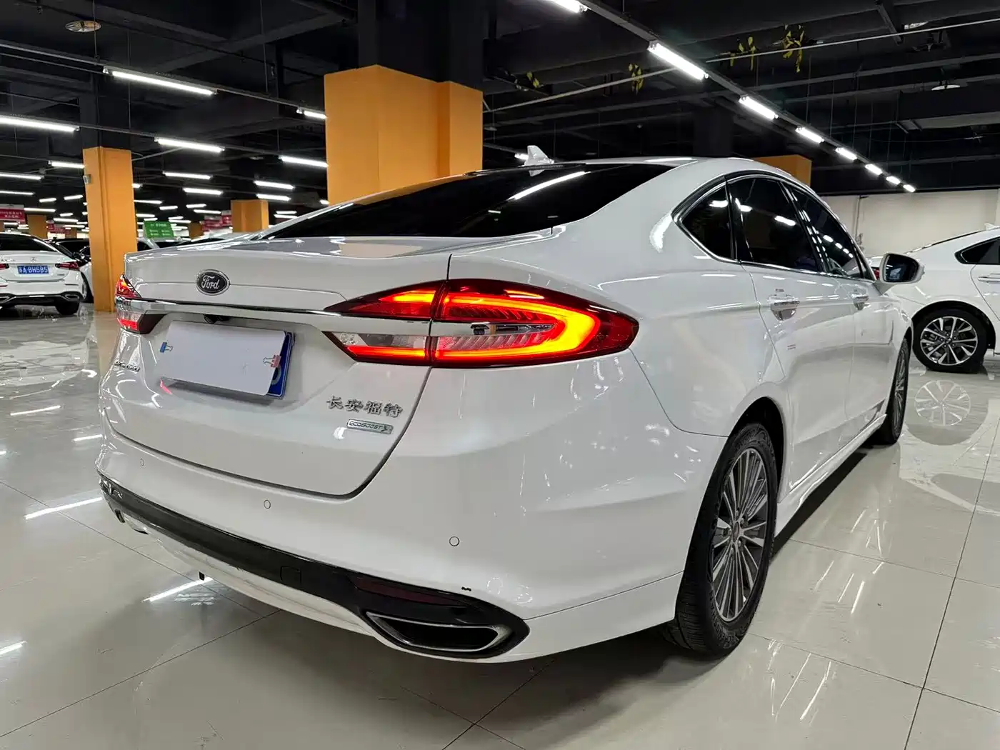 FORD MONDEO