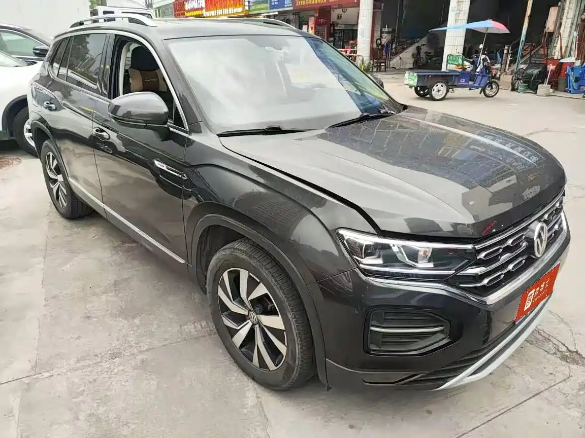 Volkswagen Tayron 2020 330TSI 2WD Luxury Smart Edition фото 2