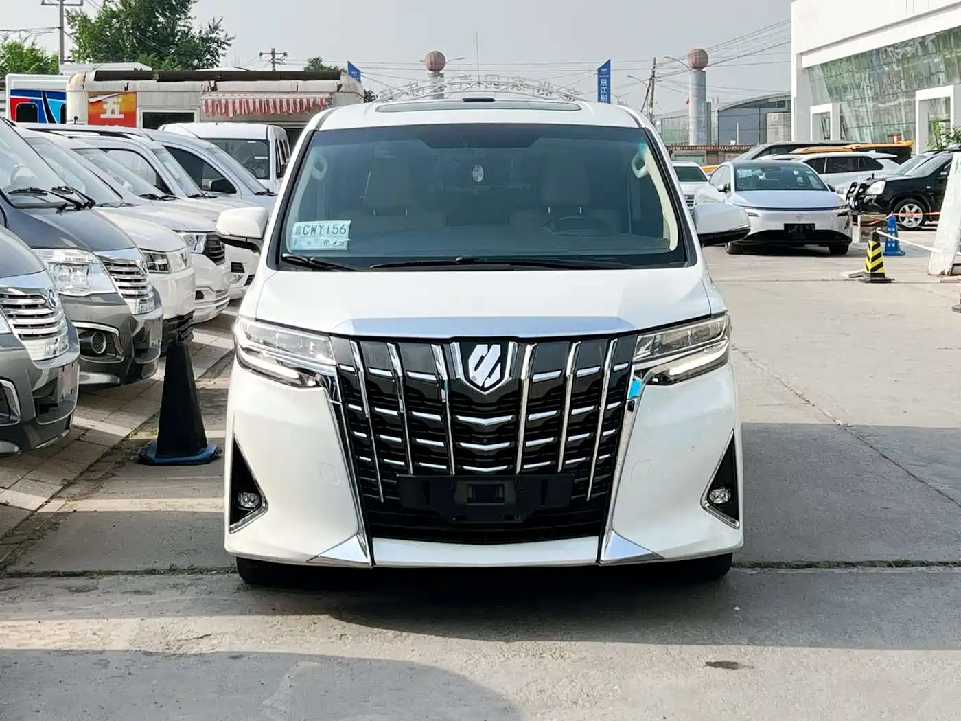 Toyota Alphard 2018 Facelift 3.5L Luxury Edition фото 2