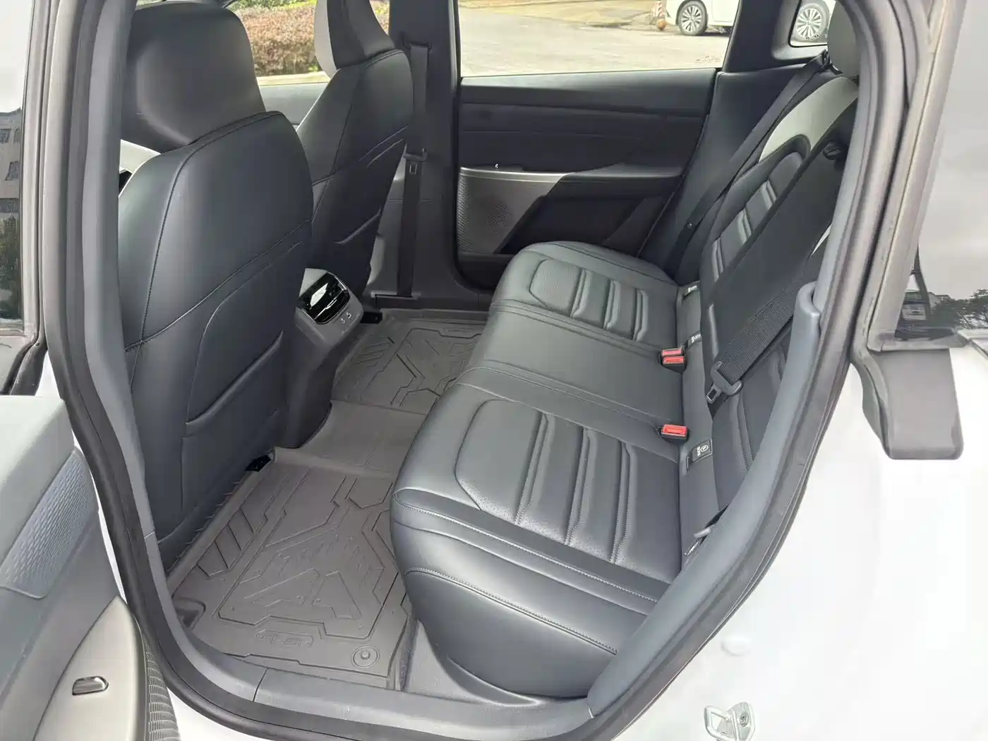 Dongfeng Yipai eπ007 2024 2024 Extended Range 200Air