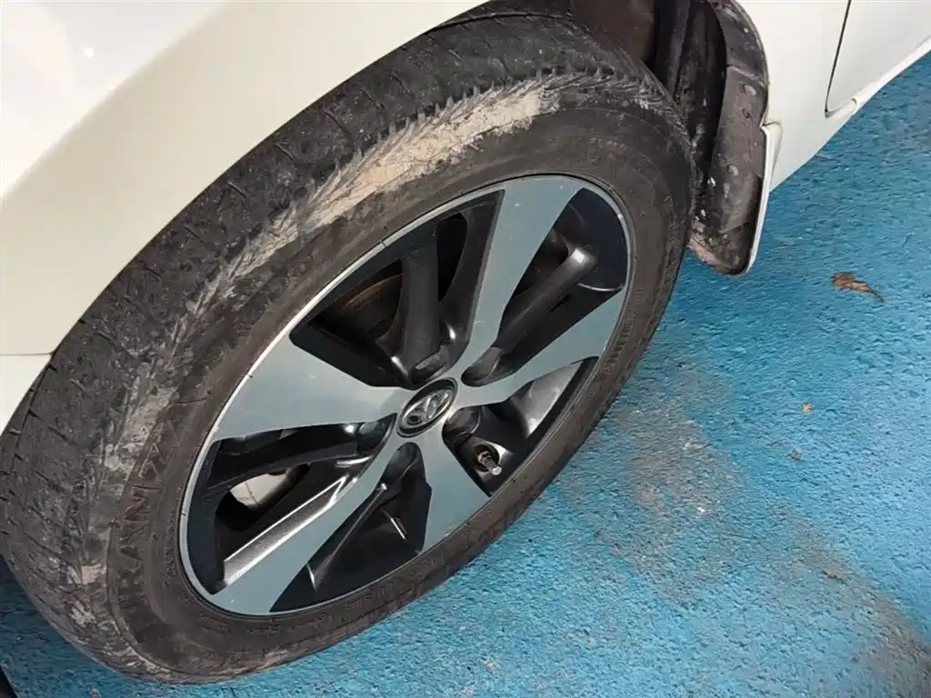 Toyota Levin 2017 Facelift Hybrid 1.8H V E-CVT Luxury Version China V фото 23