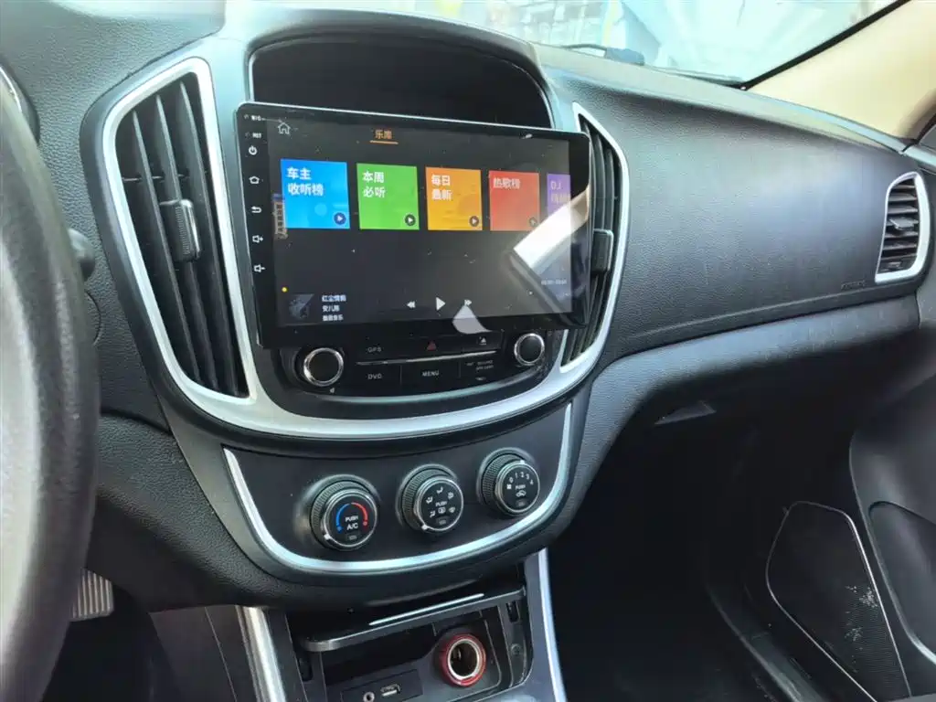 Baojun 560 2016 2015 1.8L Manual Comfort
