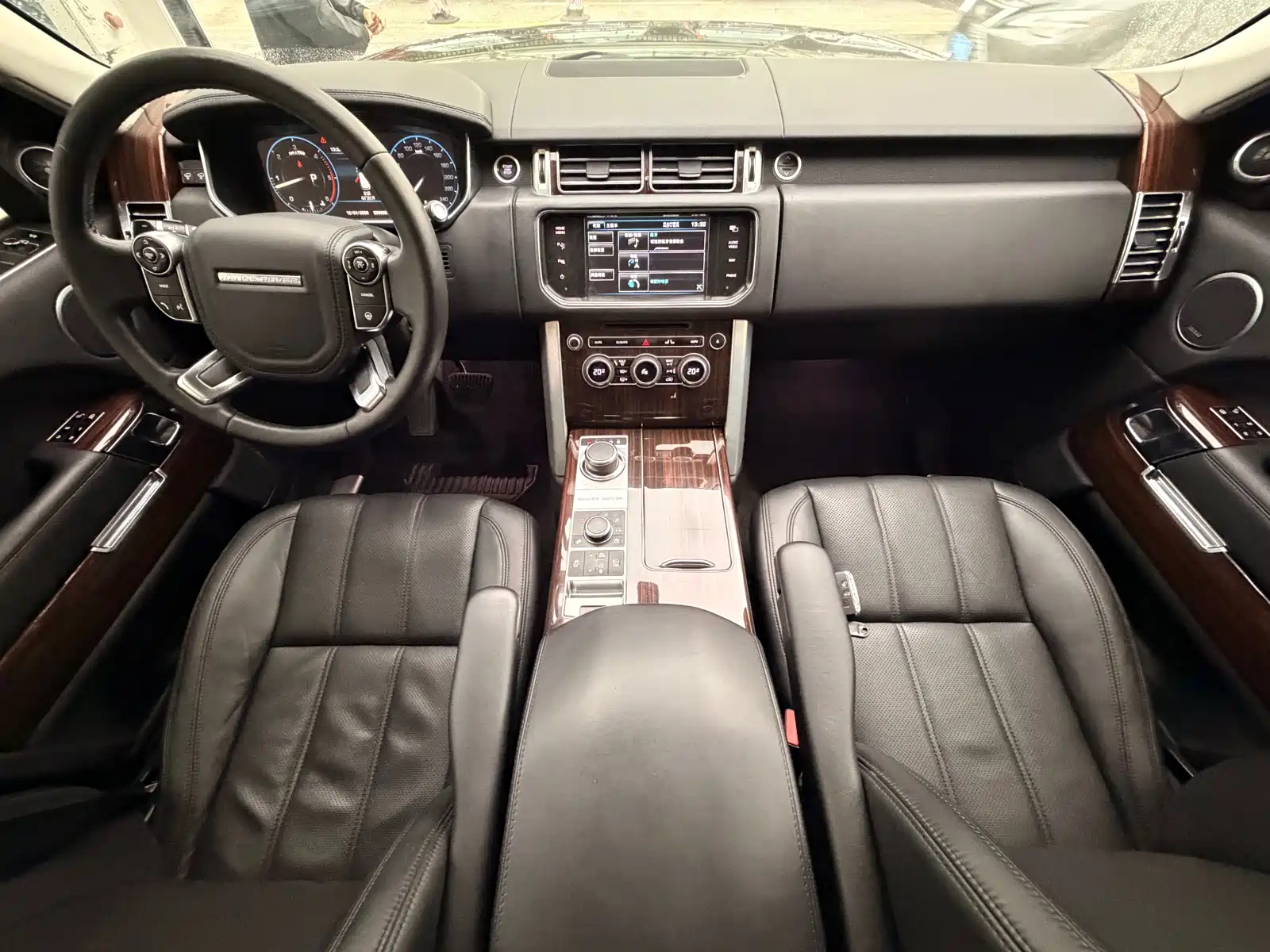 Фото 17 - Land Rover Range Rover