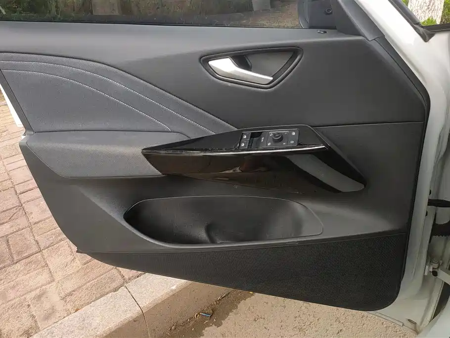 Volkswagen ID.3 2024 Pure Smart Edition фото 7