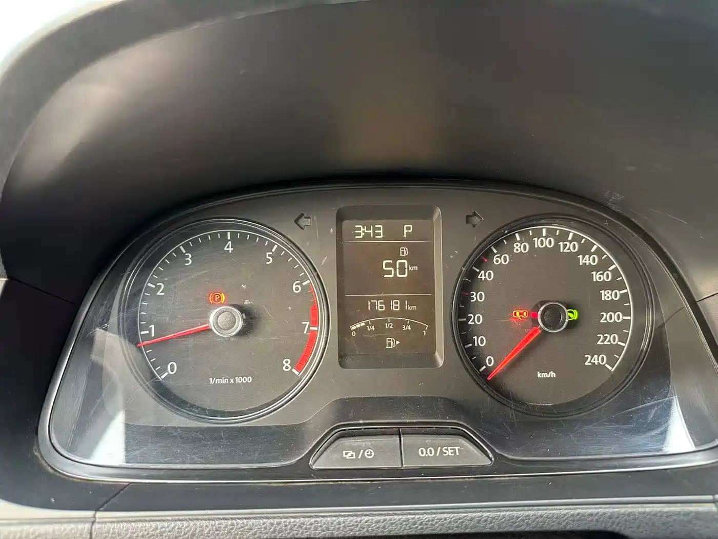 Volkswagen Lavida 2013 Facelift Classic 1.6L Automatic Trend фото 17