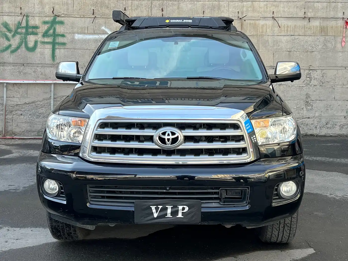 Toyota Sequoia 2013 2010 5.7 Platinum Edition