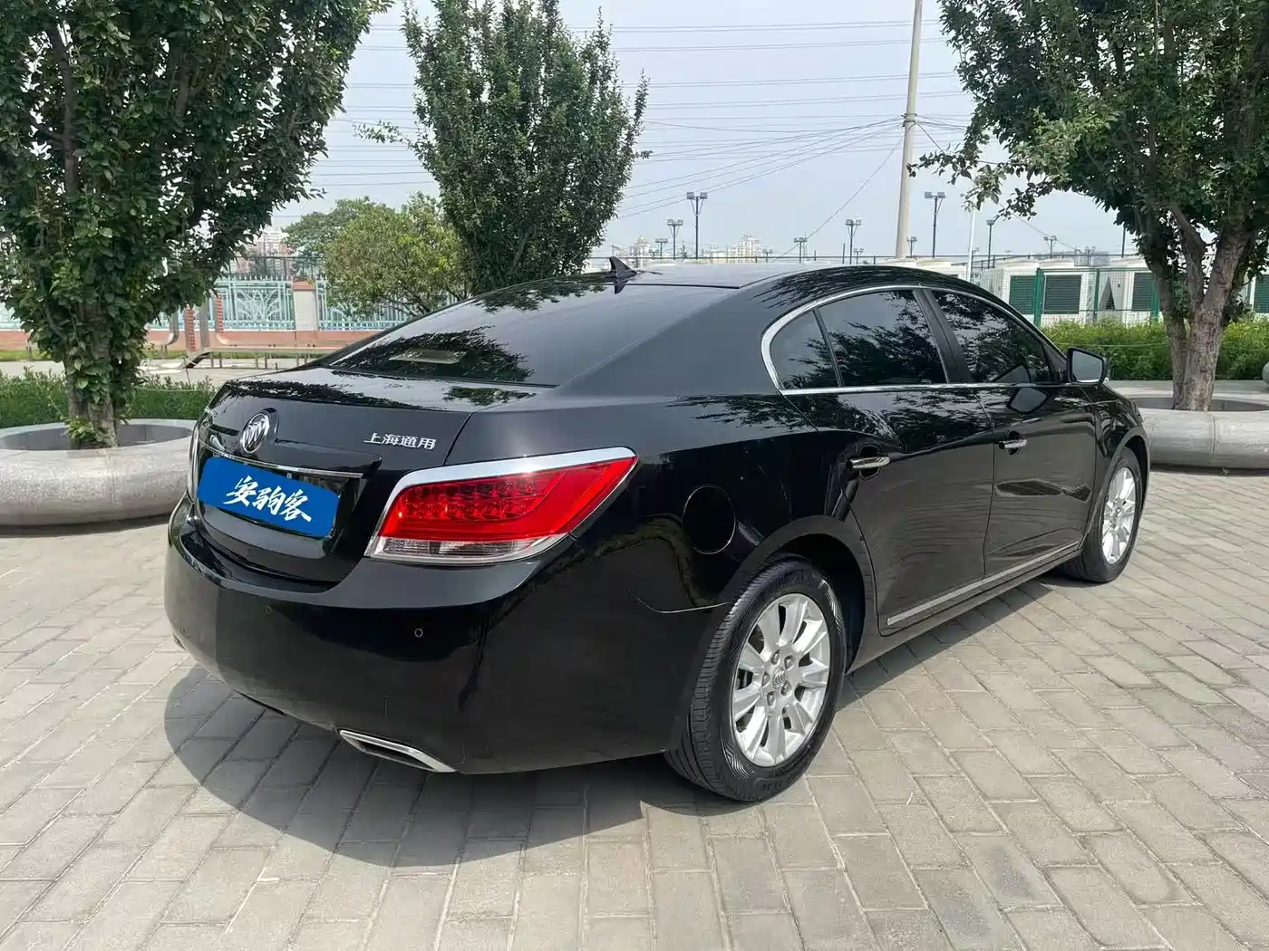 Buick LaCrosse 2011 2.4L SIDI Elegance Edition фото 5