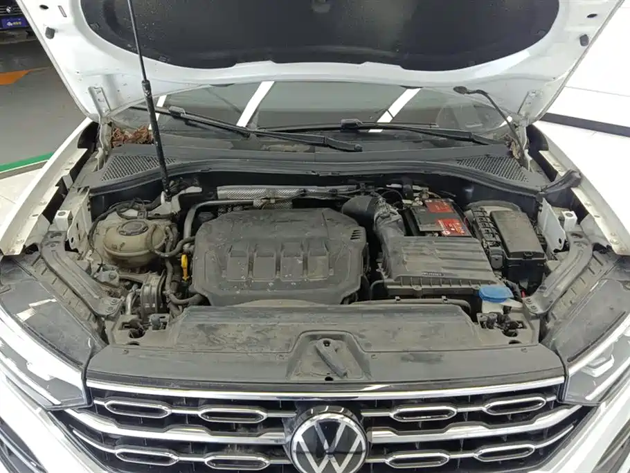 Volkswagen Tayron 2021 330TSI 2WD 3rd Anniversary Limited Edition фото 10