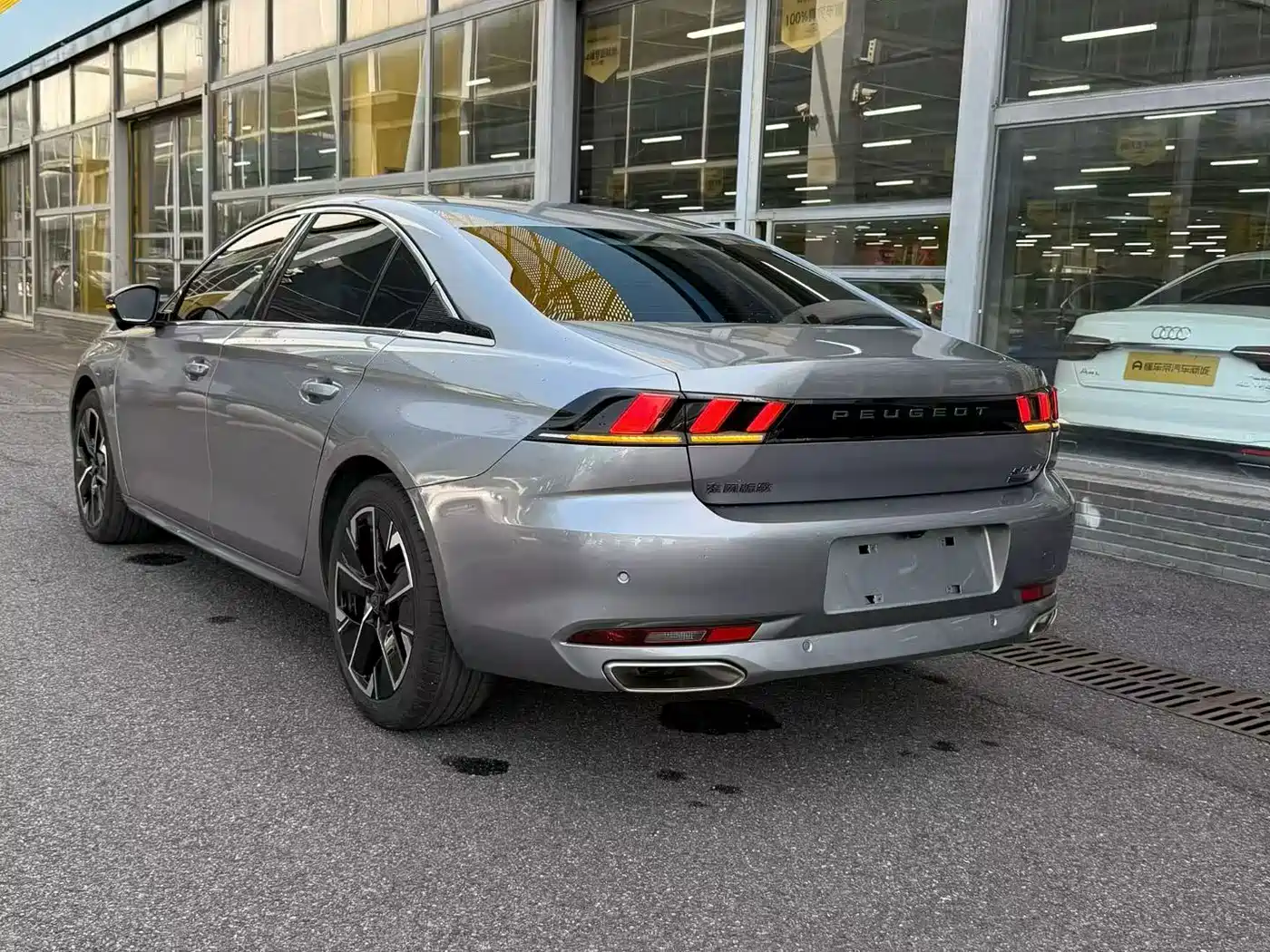 Фото 7 - Peugeot 508
