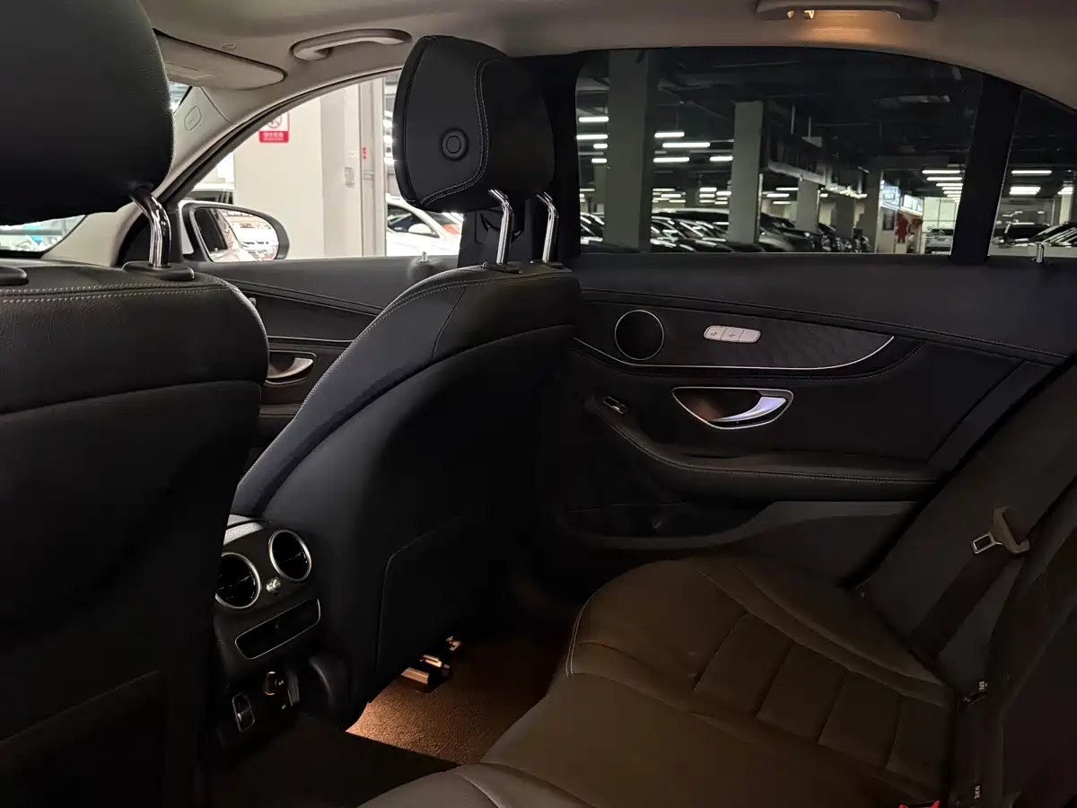 Mercedes-Benz C-Class 2020 Facelift C 260 L Sport фото 6