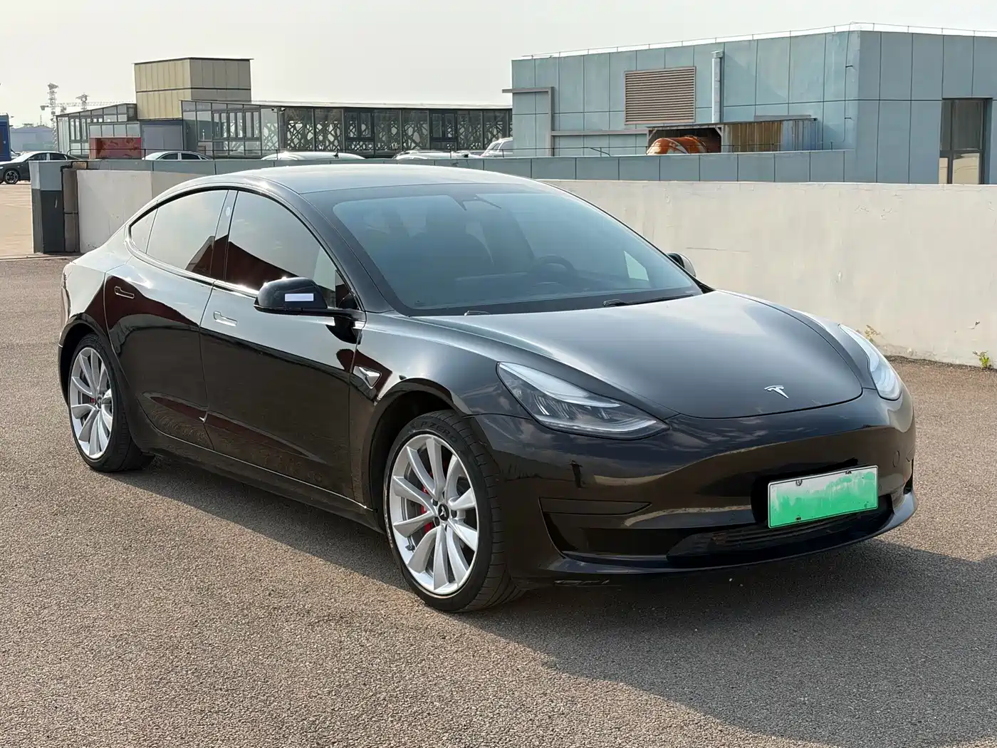 Фото 3 - Tesla Model 3