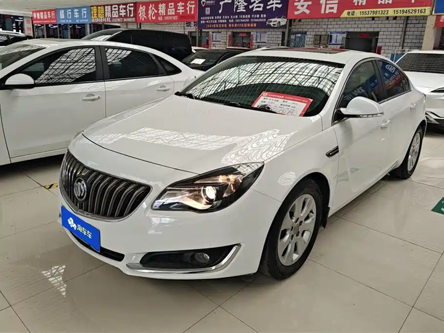 Buick Regal 2015 2.0L Leading Fashion Model