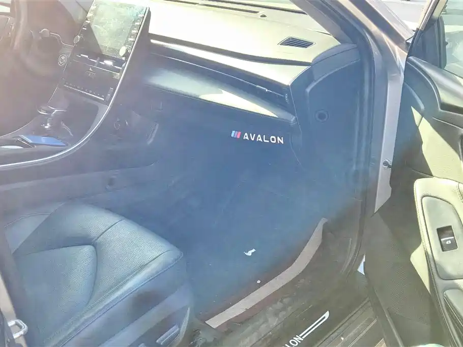 Toyota Avalon 2019 Hybrid 2.5L Luxury Edition China VI фото 8