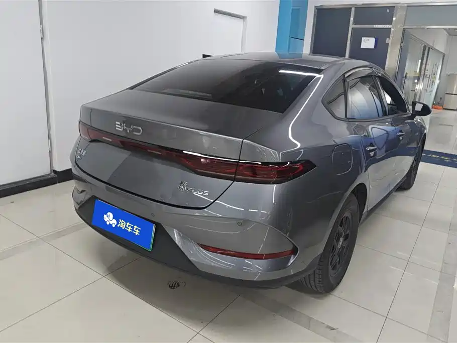 BYD Qin PLUS 2025 DM-i Smart Drive 55KM Leader фото 3