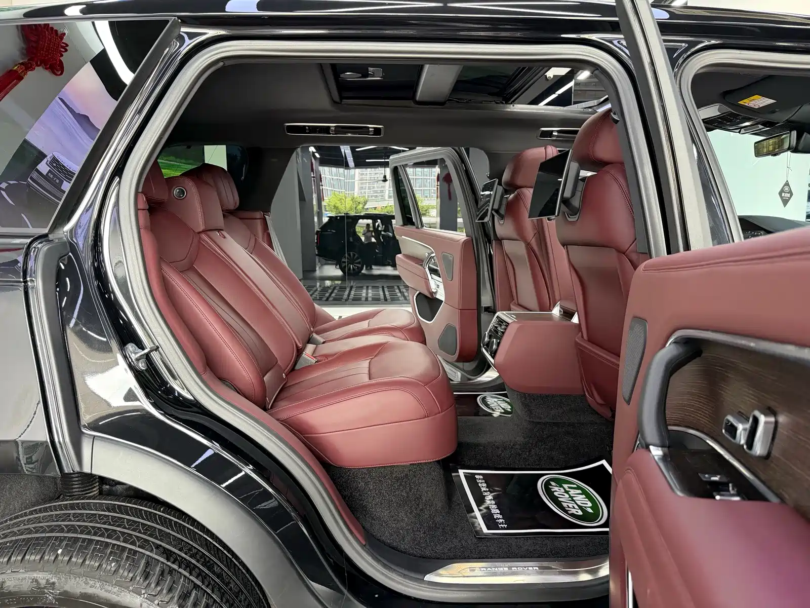 Фото 26 - Land Rover Range Rover