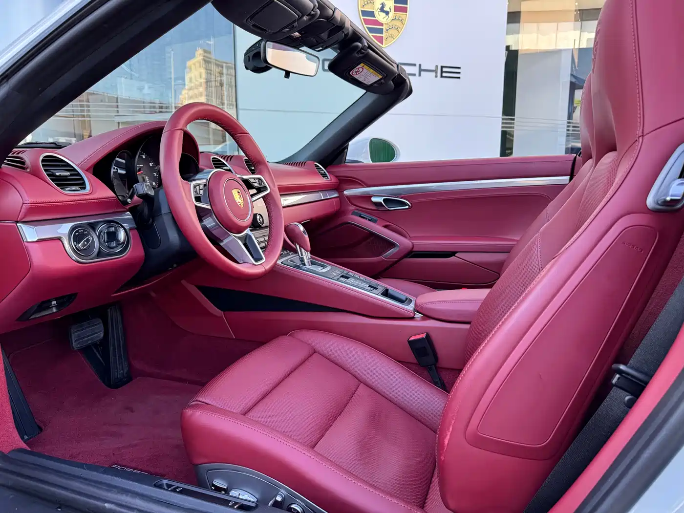 Porsche 718 2022 Boxster 2.0T фото 12