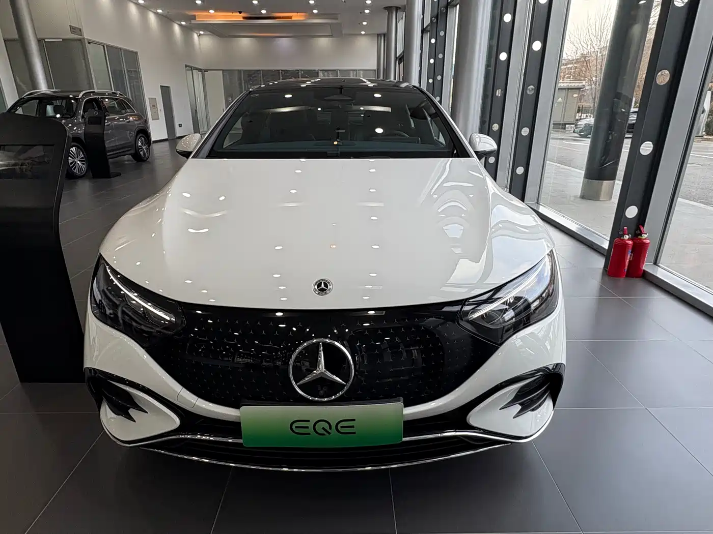 Mercedes-Benz EQE 2025 500 4MATIC Pioneer фото 7