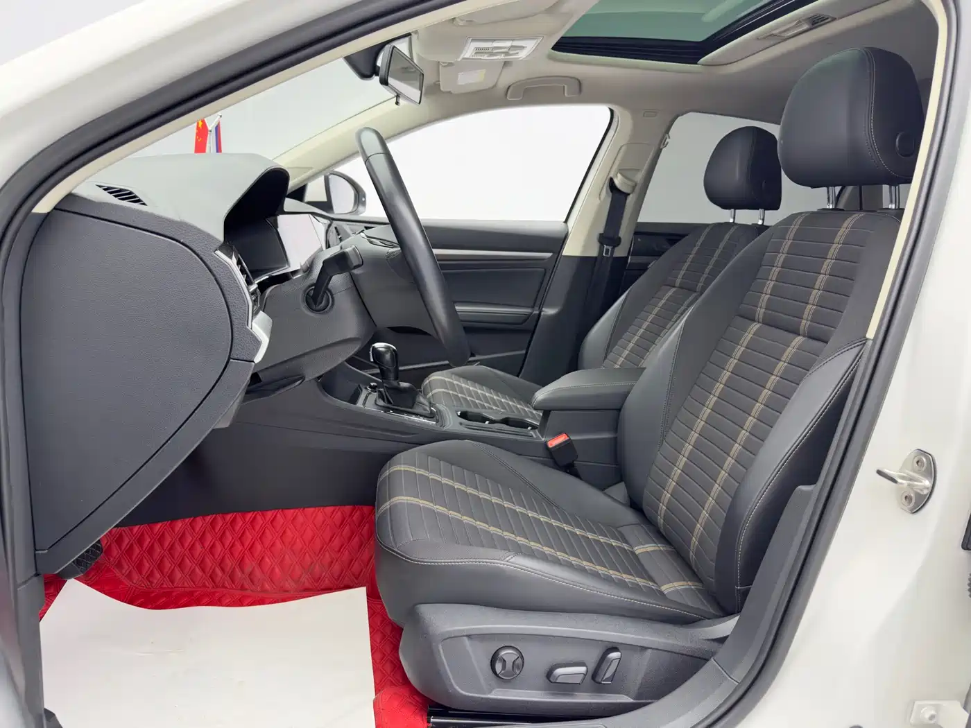 Volkswagen Lavida 2022 280TSI DSG Comfort Edition фото 7