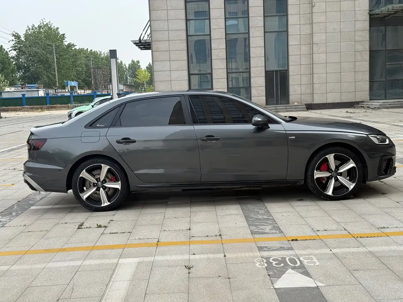 Audi A4L 2023 45 TFSI quattro Premium Sport фото 14