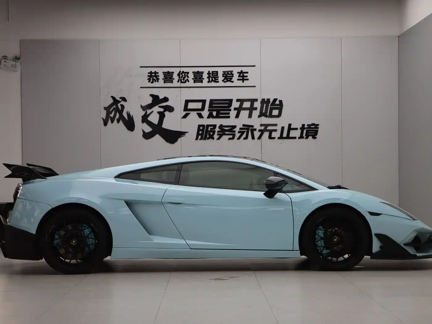 Lamborghini Gallardo 2012 LP 560-4 Gold Edition фото 8