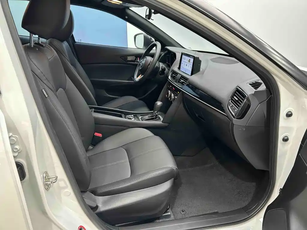 Mazda CX-4 2023 2021 2.0L Auto FWD Skyactiv Vitality Edition