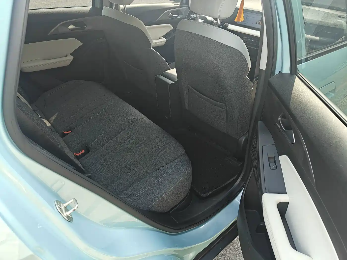 2024 Geely Geometry E Firefly