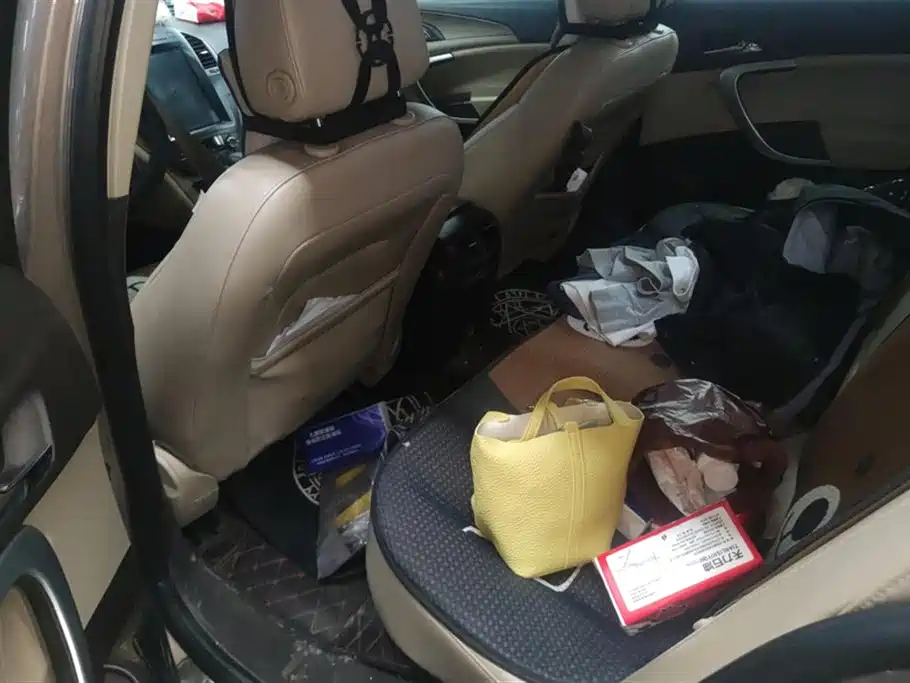 Buick Regal 2012 Model 2.0L Comfort фото 11