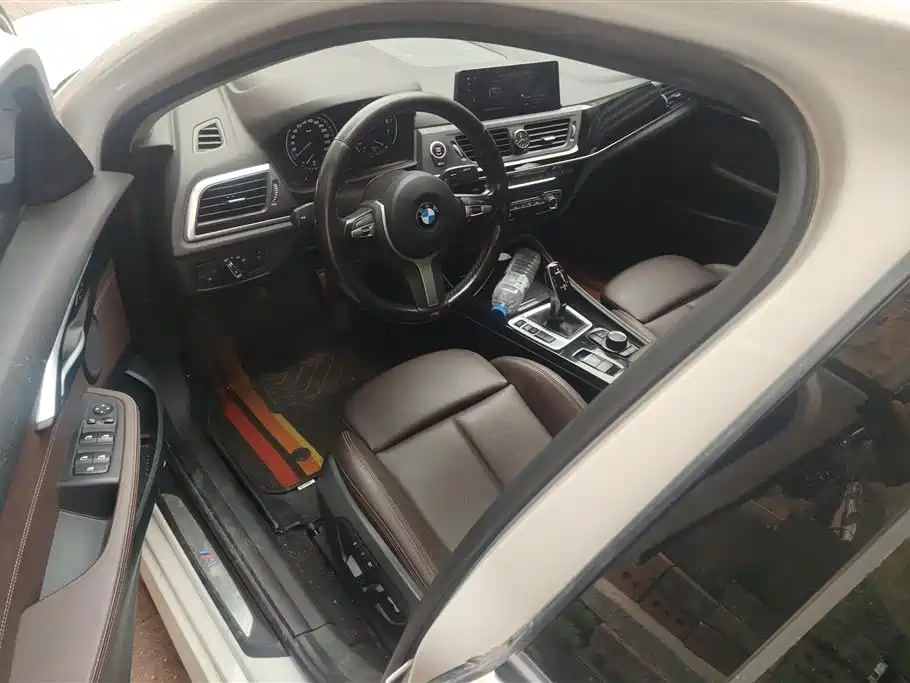 BMW 1 Series 2020 Model 120i M Sport Package фото 9