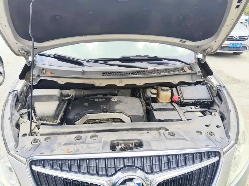 Фото 3 - Buick GL8
