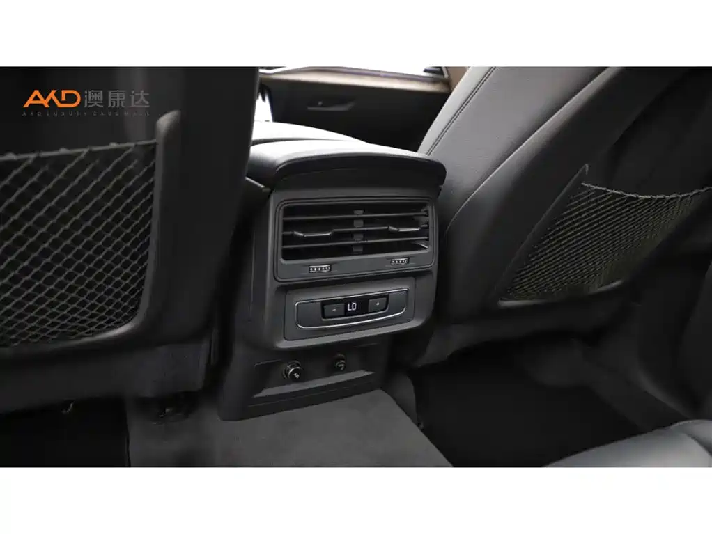 Audi Q7 2023 45 TFSI quattro S line Sport фото 9