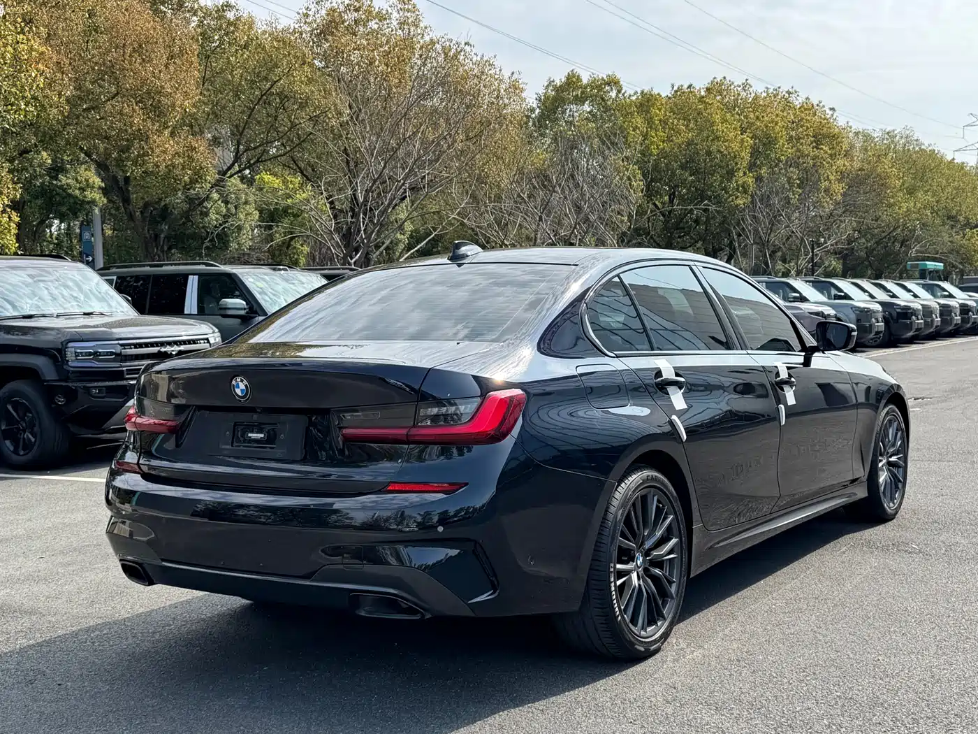 BMW 3 Series 2022 325Li M Sport Shadow Edition фото 18