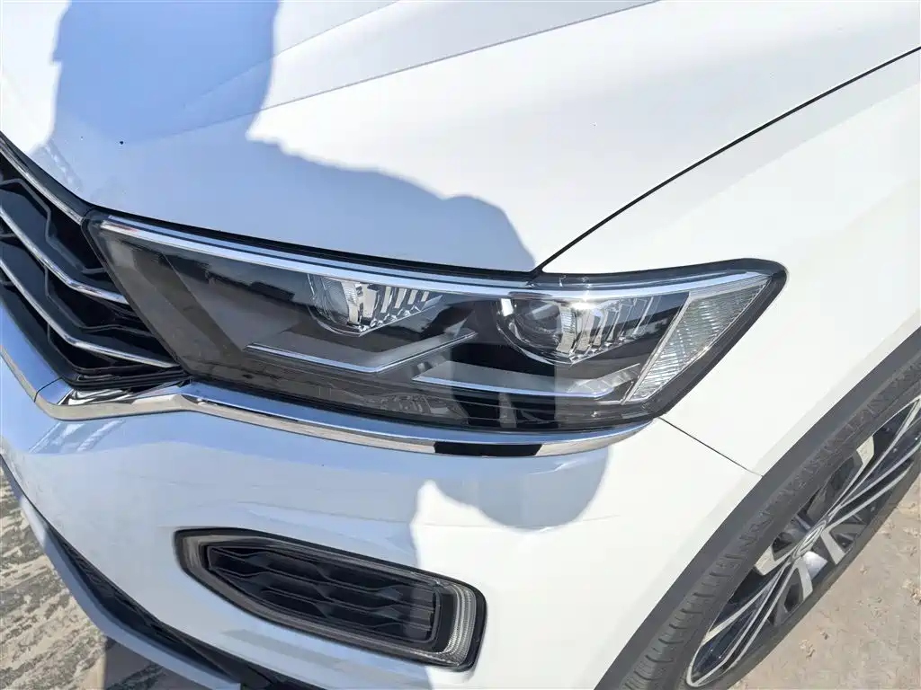 Volkswagen T-ROC 2018 280TSI DSG 2WD Comfort (China V) фото 14