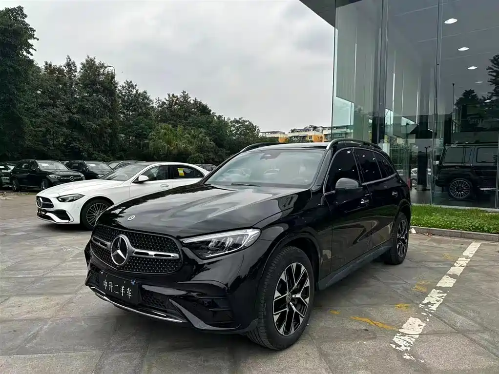 Mercedes-Benz GLC 2023 GLC 260 L 4MATIC Sport 5-seater фото 4