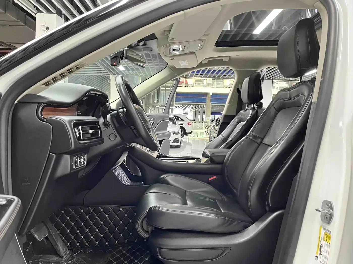 Lincoln Aviator (Import) 2020 2020 3.0T V6 AWD Premium Luxury Edition