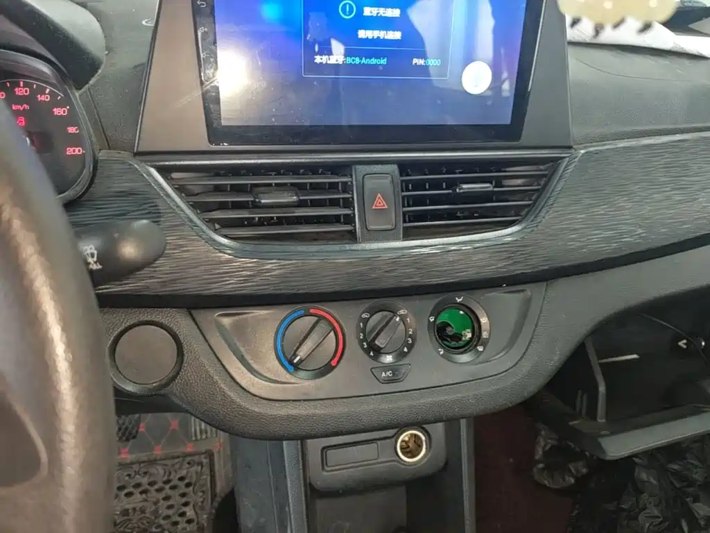 Baojun 310 2017 2016 1.2L Manual Value Edition