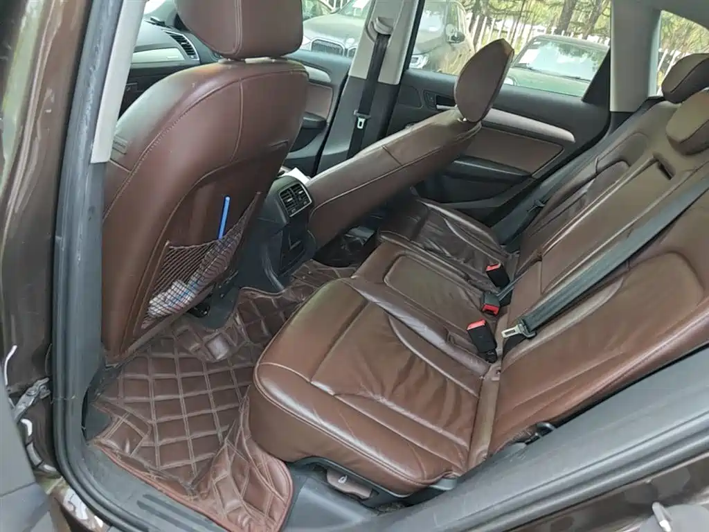 Audi Q5 2015 40 TFSI Technology фото 24