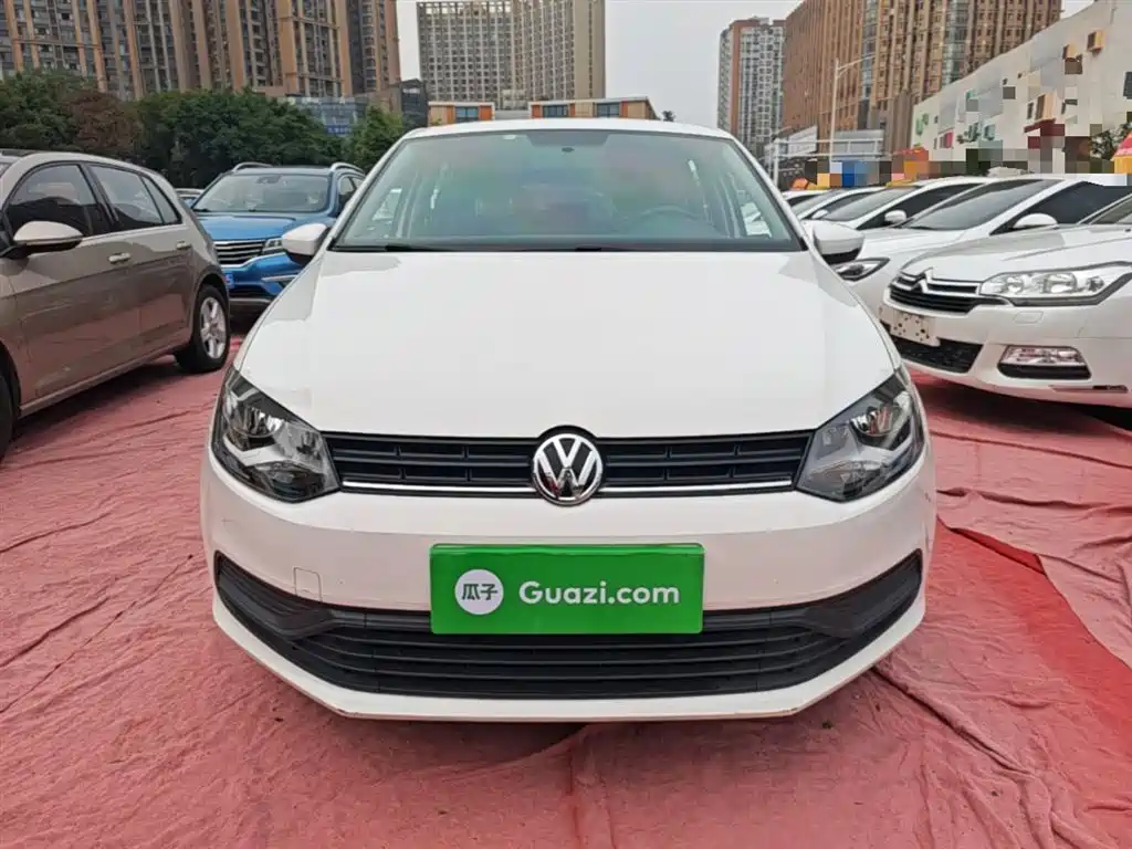 Volkswagen Polo 2016 1.4L Automatic Trend фото 3
