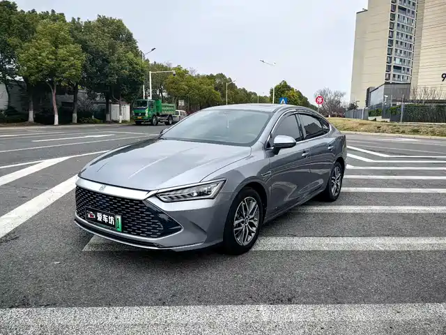 BYD Qin PLUS 2021 DM-i 55KM Premium