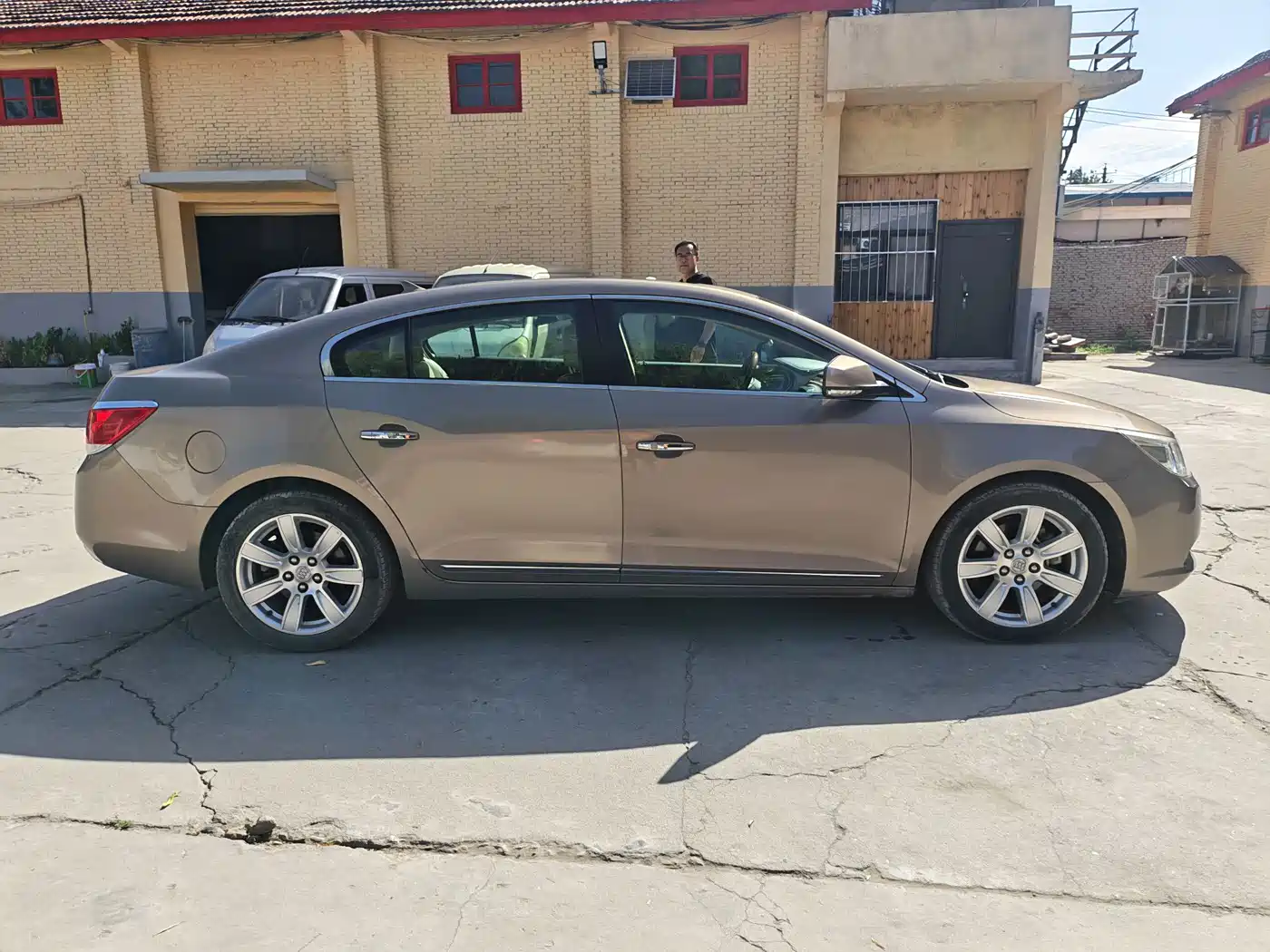 Buick LaCrosse 2011 2011 2.4L SIDI Luxury Edition