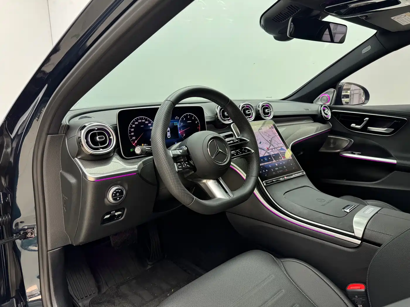 Mercedes-Benz C-Class 2023 C 260 L Night Edition Sport фото 6
