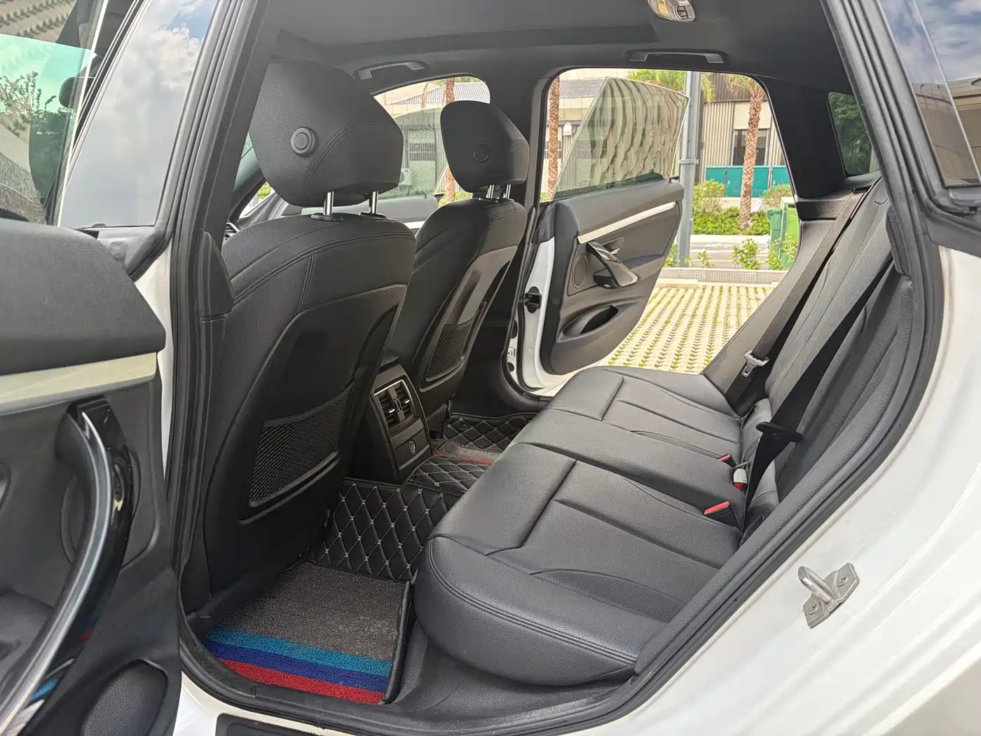 BMW 3 Series GT 2021 2020 320i M Sport Package