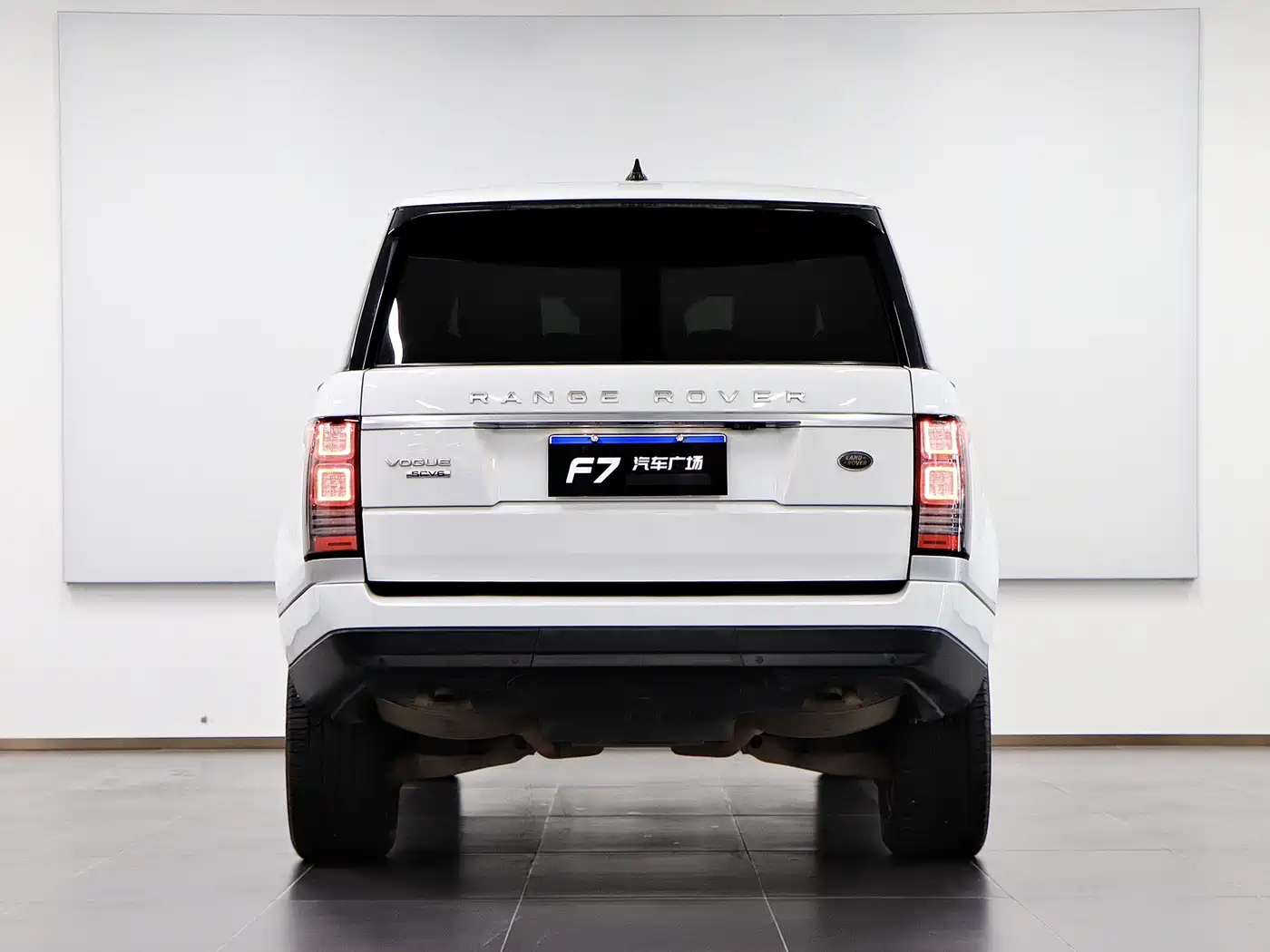 Land Rover Range Rover 2017 3.0 SC V6 Vogue LWB (Long Wheelbase) фото 5
