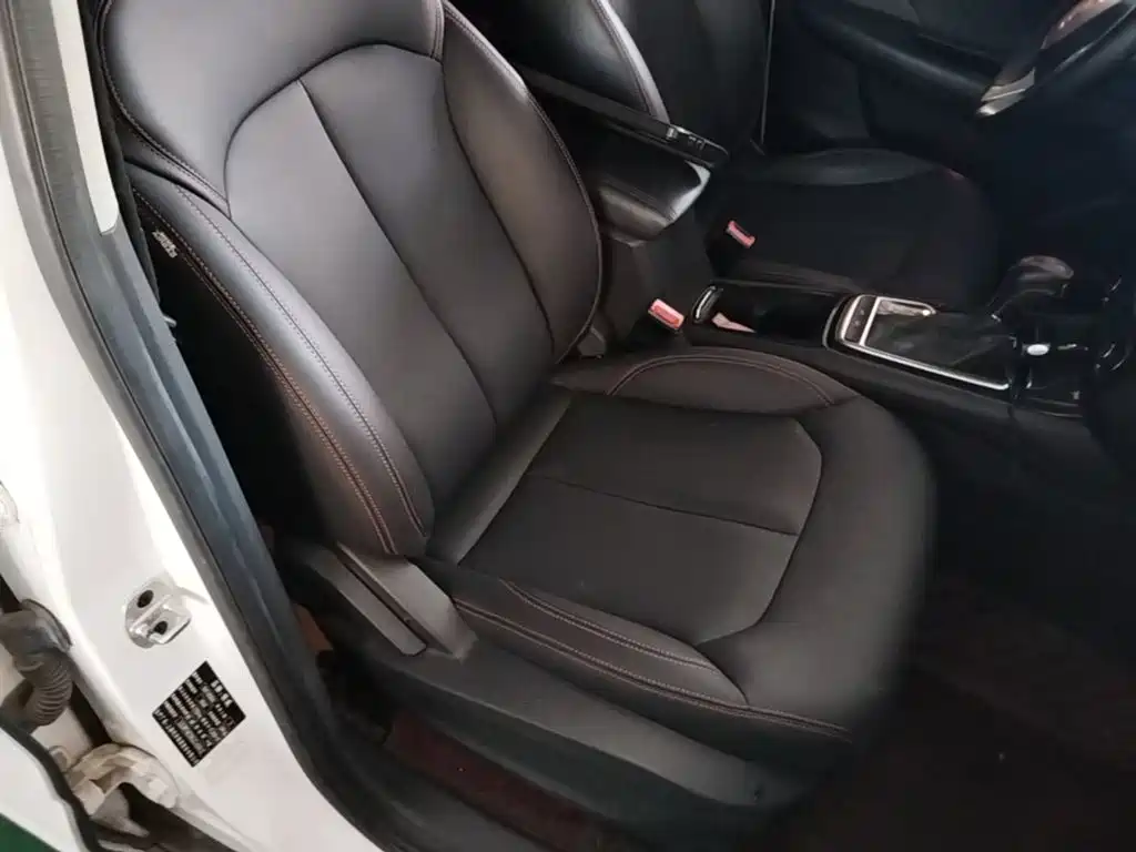 Roewe RX3 2020 2020 1.6L CVT 4G Ultra Comfort Elite