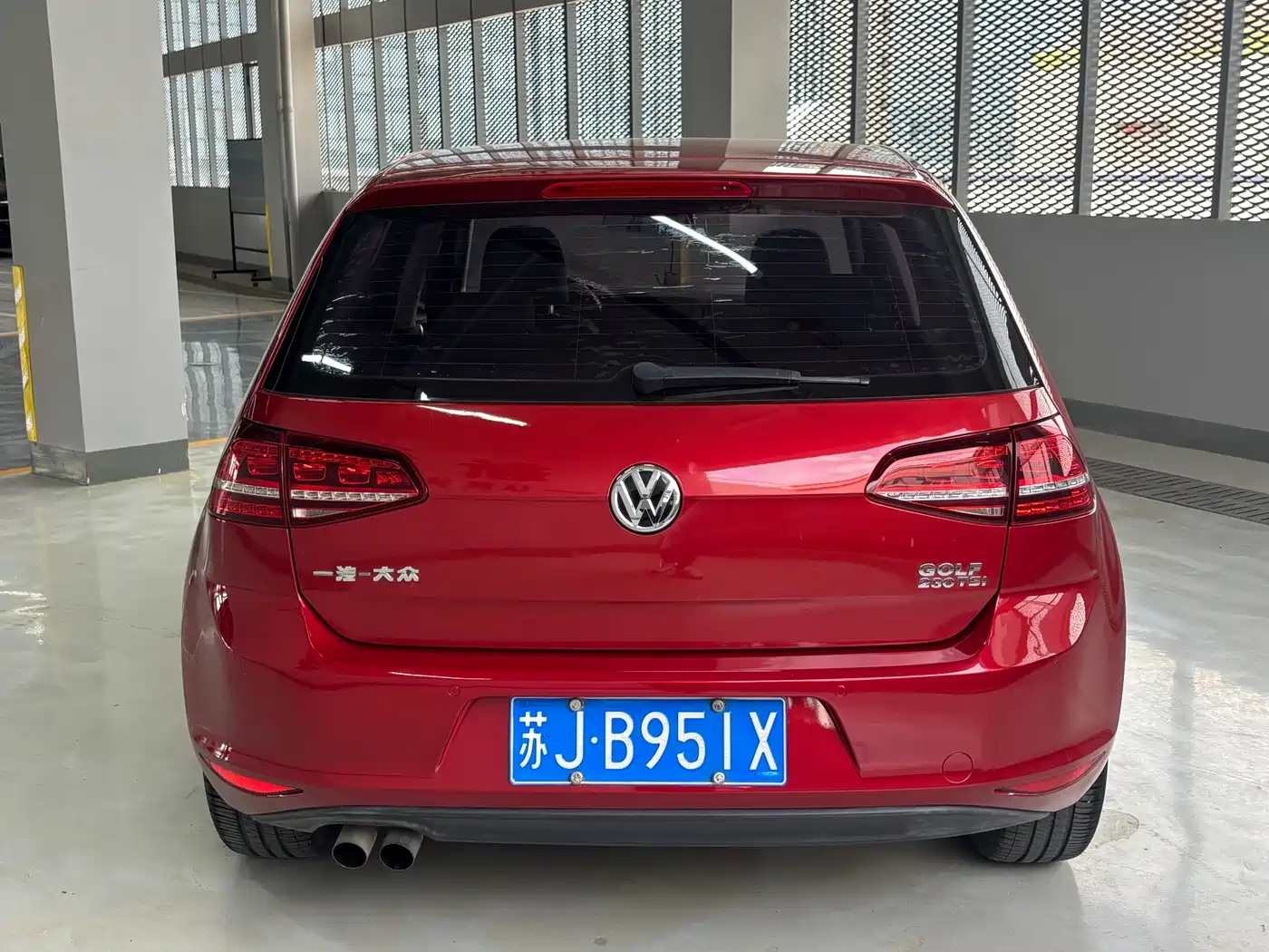 Volkswagen Golf 2017 230TSI Auto Comfort Millionth Anniversary Edition фото 14