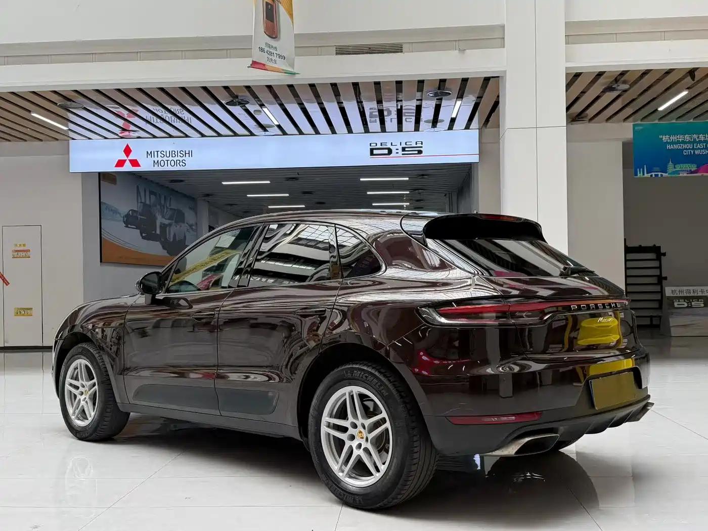 Porsche Macan 2018 Macan 2.0T фото 4