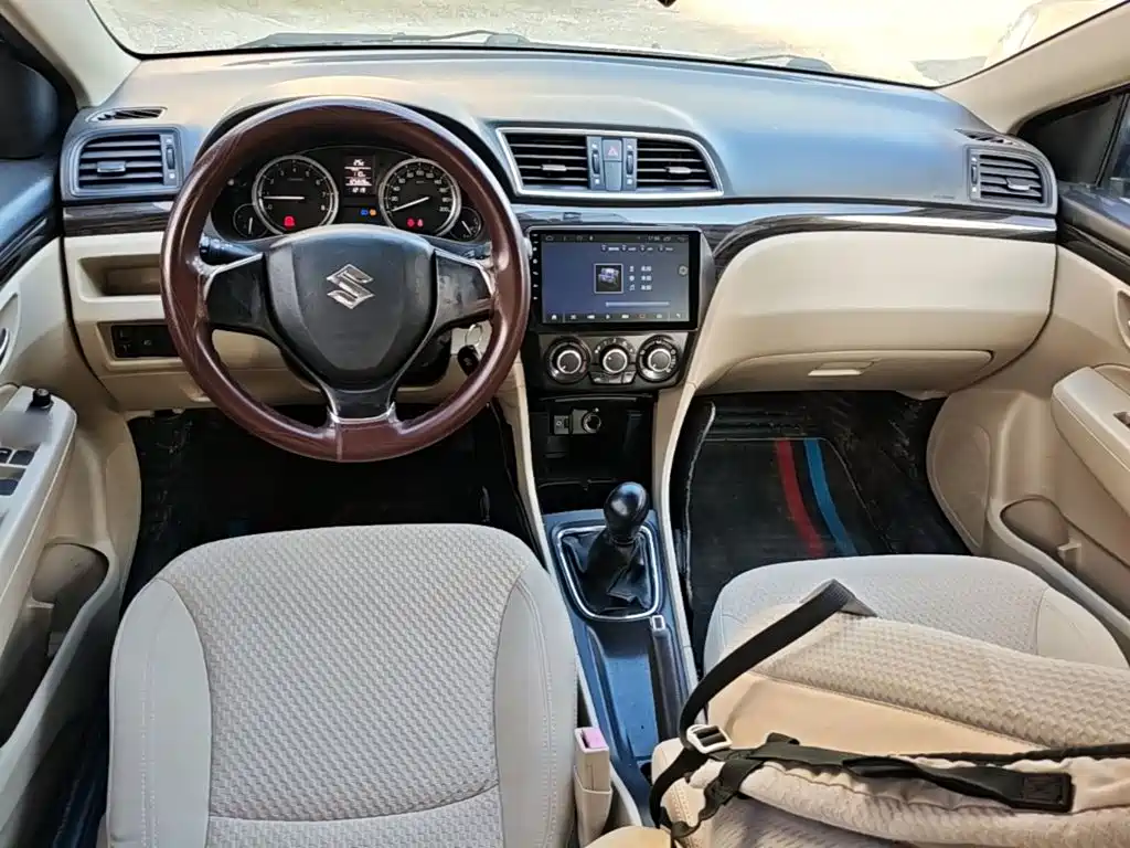 Suzuki Alivio 2016 2015 1.6L Manual Comfort