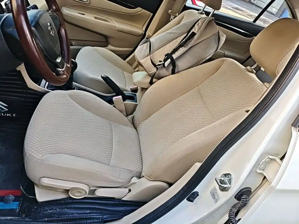 Suzuki Alivio 2016 2015 1.6L Manual Comfort
