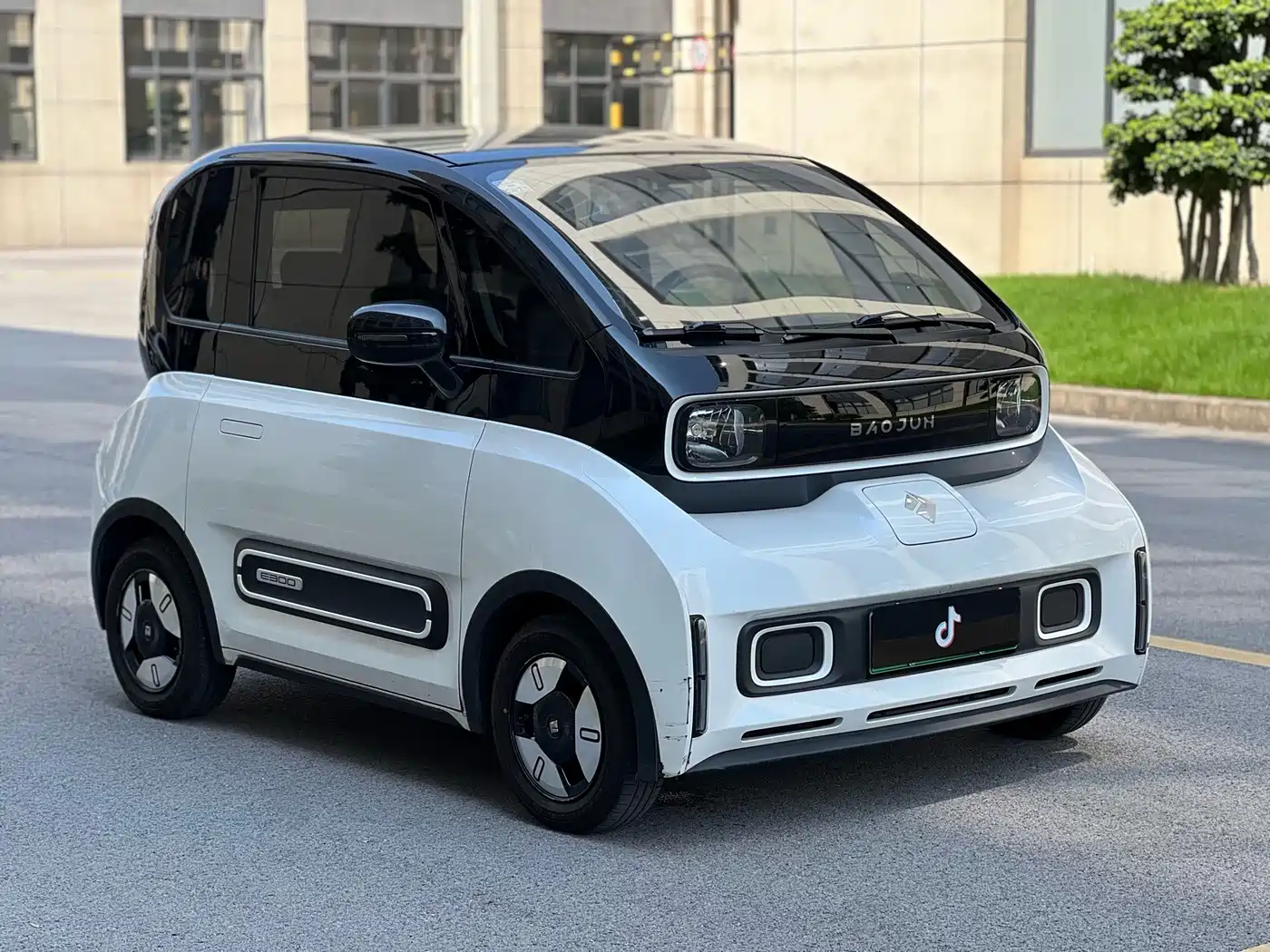 Baojun E300 2021 2020 Stellar Smart Travel Edition