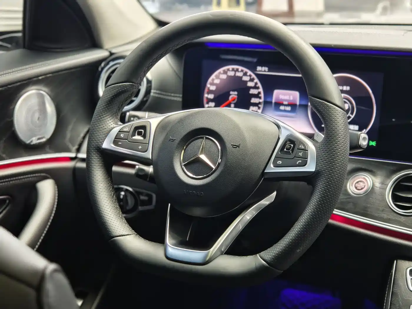 Mercedes-Benz E-Class 2018 Facelift E 300 L Sport Luxury фото 14
